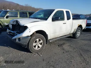 2010 Nissan Frontier SE z VIN 1N6AD0CW2AC437777, wystawiony jako IAAI lot #41412980 z przebiegiem 224 829 mil mil oraz . Historia ofert i sprzedaży dostępna na DreamBid. Obrazek 2.