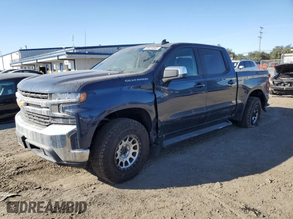 2020 Chevrolet Silverado 1500 LT with VIN 3GCPWCET6LG195457, listed as a Copart auction lot 88334585 with 43,995 mi miles and Salvage Title. Bid and sale history available at DreamBid. Image 1.