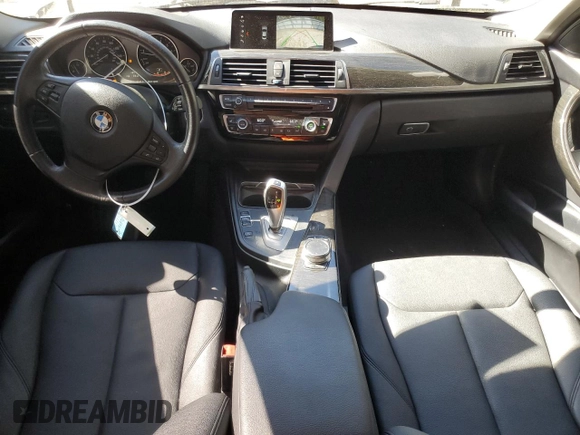 2018 BMW 3 Series 320i xDrive with VIN WBA8A3C54JA358624, listed as a Copart auction lot 74696374 with 55,342 mi miles and Salvage title. Bid and sale history available at DreamBid. Image 8.