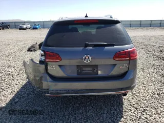 2017 Volkswagen Golf S z VIN 3VWH17AU7HM520826, wystawiony jako Copart lot #52184895 z przebiegiem 77 849 mil mil oraz Szkoda całkowita • Salvage title. Historia ofert i sprzedaży dostępna na DreamBid. Obrazek 6.