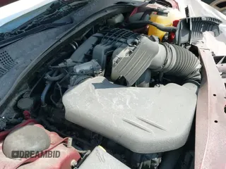 2013 Chrysler 300 S с VIN 2C3CCABG0DH575130, выставлен на аукционе IAAI как лот 41769045 с пробегом 61 710 миль миль и . История ставок и продаж доступна на DreamBid. Изображение 19.