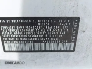 2021 Volkswagen Jetta S z VIN 3VW6T7BU2MM061165, wystawiony jako IAAI lot #42423828 z przebiegiem 41 603 mil mil oraz . Historia ofert i sprzedaży dostępna na DreamBid. Obrazek 9.