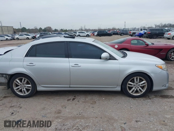 2012 Toyota Avalon z VIN 4T1BK3DB7CU453850, wystawiony jako IAAI lot #41425863 z przebiegiem 142 623 mil mil oraz . Historia ofert i sprzedaży dostępna na DreamBid. Obrazek 13.