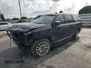 2021 Cadillac Escalade ESV Luxury z VIN 1GYS3JKLXMR369358, wystawiony jako Copart lot #69862824 z przebiegiem 85 678 mil mil oraz Nie do naprawy • Non repairable. Historia ofert i sprzedaży dostępna na DreamBid. Obrazek 1.