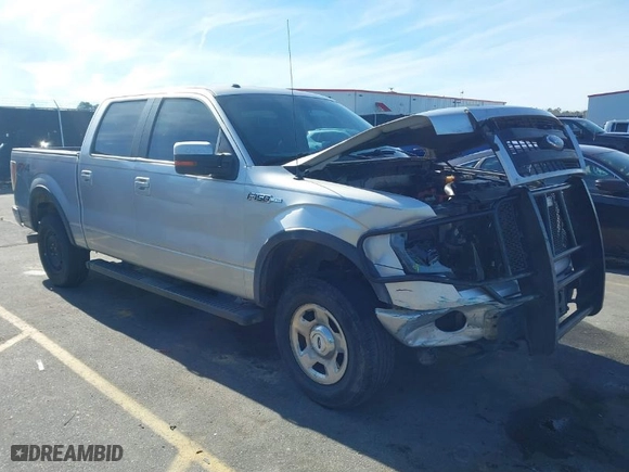 2013 Ford F-150 XL with VIN 1FTFW1EF3DFA57341, listed as a IAAI auction lot 41322471 with 290,701 mi miles. Bid and sale history available at carsss.com. Image 1.