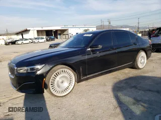 2022 BMW 7 Series 740i xDrive z VIN WBA7T4C03NCJ21875, wystawiony jako Copart lot #42527854 z przebiegiem 72 519 mil mil oraz . Historia ofert i sprzedaży dostępna na DreamBid. Obrazek 1.