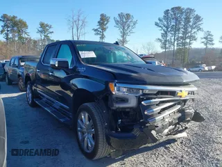 2024 Chevrolet Silverado 1500 High Country with VIN 1GCUDJEL0RZ268683, listed as a IAAI auction lot 41633814 with 17,108 mi miles and . Bid and sale history available at DreamBid. Image 1.