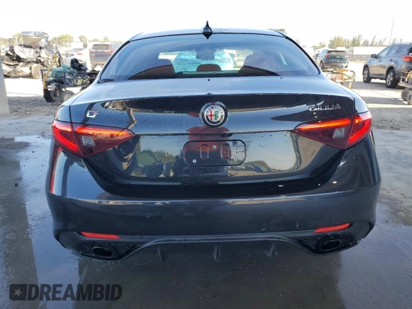 2022 Alfa Romeo Giulia Veloce with VIN ZARFAMBN1N7654274, listed as a Copart auction lot 49275785 with 9,507 mi miles and Salvage Title. Bid and sale history available at carsss.com. Image 6.