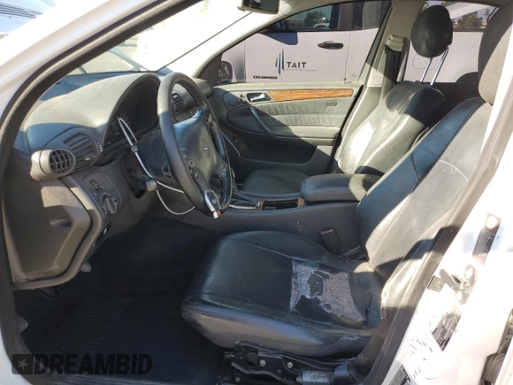 2001 Mercedes-Benz C 320 with VIN WDBRF64J91F094307, listed as a Copart auction lot 85820654 with 235,141 mi miles and Salvage Title. Bid and sale history available at DreamBid. Image 7.
