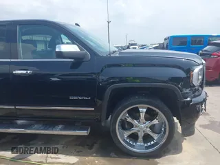 2016 GMC Sierra 1500 Denali z VIN 3GTU2PEC9GG172430, wystawiony jako IAAI lot #42109616 z przebiegiem 213 831 mil mil oraz . Historia ofert i sprzedaży dostępna na DreamBid. Obrazek 18.