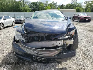 2009 Lexus LS 460 L z VIN JTHGL46FX95033546, wystawiony jako Copart lot #60038445 z przebiegiem 278 645 mil mil oraz Szkoda całkowita • Salvage title. Historia ofert i sprzedaży dostępna na DreamBid. Obrazek 5.