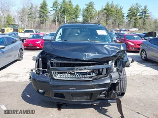 2012 Chevrolet Avalanche LT with VIN 3GNTKFE72CG160193, listed as a IAAI auction lot 42002570 with 147,030 mi miles. Bid and sale history available at carsss.com. Image 12.