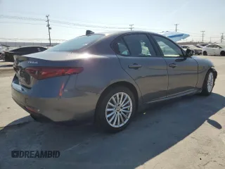 2022 Alfa Romeo Giulia with VIN ZARFAMAN9N7660163, listed as a Copart auction lot 60859815 with 33,912 mi miles and Salvage title. Bid and sale history available at DreamBid. Image 3.