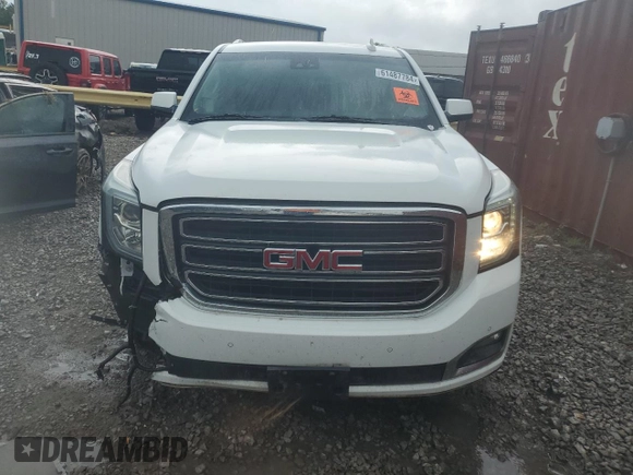 2020 GMC Yukon XL SLT with VIN 1GKS1GKC7LR292465, listed as a Copart auction lot 61487784 with 106,103 mi miles and Salvage Title. Bid and sale history available at carsss.com. Image 5.