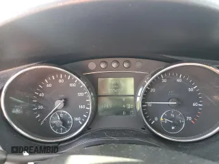 2006 Mercedes-Benz R 3.5L with VIN 4JGCB65EX6A031107, listed as a Copart auction lot 81100034 with 155,207 mi miles and Salvage Title. Bid and sale history available at DreamBid. Image 9.