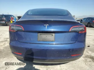2023 Tesla Model 3 z VIN 5YJ3E1EA6PF649934, wystawiony jako Copart lot #47597395 z przebiegiem Nie podano mil oraz Szkoda całkowita • Salvage title. Historia ofert i sprzedaży dostępna na DreamBid. Obrazek 6.