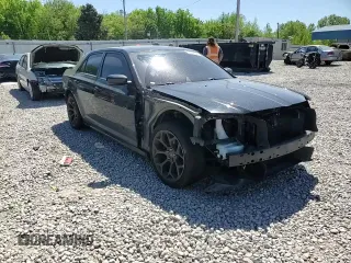 2017 Chrysler 300 S Alloy Edition z VIN 2C3CCABG8HH518230, wystawiony jako Copart lot #53294045 z przebiegiem 59 701 mil mil oraz Szkoda całkowita • Salvage title. Historia ofert i sprzedaży dostępna na DreamBid. Obrazek 11.