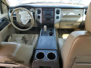 2012 Ford Expedition XLT with VIN 1FMJU1H54CEF07128, listed as a Copart auction lot 59270045 with 205,245 mi miles and Salvage title. Bid and sale history available at DreamBid. Image 8.