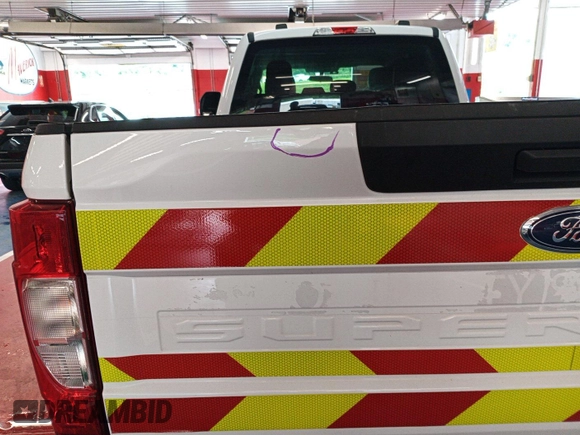 2020 Ford F-250 XL z VIN 1FT7X2BTXLEE50470, wystawiony jako IAAI lot #42786344 z przebiegiem 292 133 mil mil oraz . Historia ofert i sprzedaży dostępna na DreamBid. Obrazek 20.