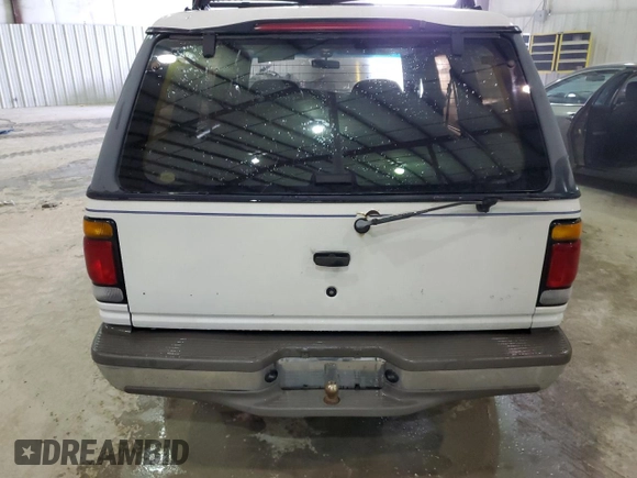 1995 Ford Explorer Eddie Bauer с VIN 1FMDU34X8SUA46374, выставлен на аукционе Copart как лот 43760355 с пробегом 157 174 миль миль и На запчасти • Non repairable. История ставок и продаж доступна на DreamBid. Изображение 6.