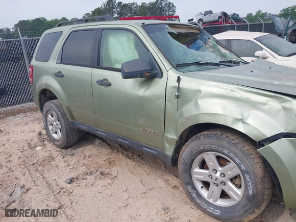 2008 Ford Escape Hybrid with VIN 1FMCU49HX8KE28560, listed as a IAAI auction lot 42103775 with 1 mi miles. Bid and sale history available at carsss.com. Image 14.