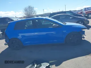 2019 Volkswagen GTI S с VIN 3VW5T7AU6KM015834, выставлен на аукционе IAAI как лот 41654449 с пробегом 81 182 миль миль и . История ставок и продаж доступна на DreamBid. Изображение 14.