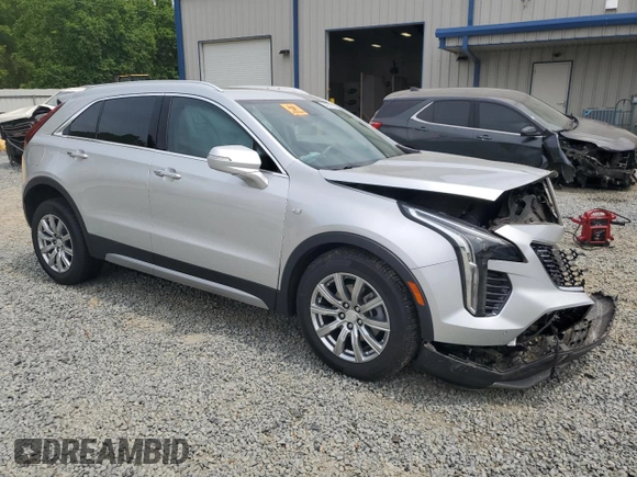 2021 Cadillac XT4 FWD Premium Luxury z VIN 1GYFZCR40MF000293, wystawiony jako Copart lot #58710565 z przebiegiem 49 721 mil mil oraz Szkoda całkowita • Salvage title. Historia ofert i sprzedaży dostępna na DreamBid. Obrazek 4.