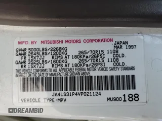 1997 Mitsubishi Montero z VIN JA4LS31P4VP021124, wystawiony jako Copart lot #55267115 z przebiegiem 320 661 mil mil oraz Tytuł czysty. Historia ofert i sprzedaży dostępna na DreamBid. Obrazek 13.