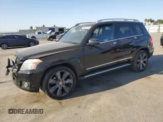 2011 Mercedes-Benz GLK 350 with VIN WDCGG8HB9BF678805, listed as a Copart auction lot 69872274 with 139,268 mi miles and Salvage Title. Bid and sale history available at DreamBid. Image 1.