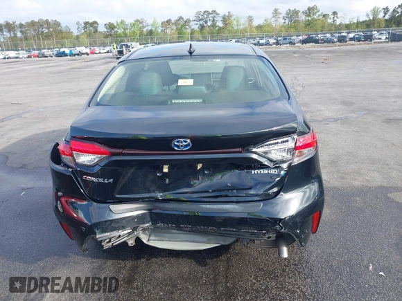 2021 Toyota Corolla Hybrid LE with VIN JTDEAMDE3MJ025426, listed as a IAAI auction lot 41922582 with 57,705 mi miles. Bid and sale history available at carsss.com. Image 17.