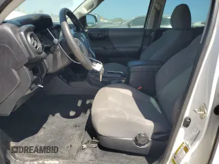 2017 Toyota Tacoma SR z VIN 5TFAX5GN9HX096597, wystawiony jako Copart lot #53504915 z przebiegiem 144 835 mil mil oraz Szkoda całkowita • Salvage title. Historia ofert i sprzedaży dostępna na DreamBid. Obrazek 7.