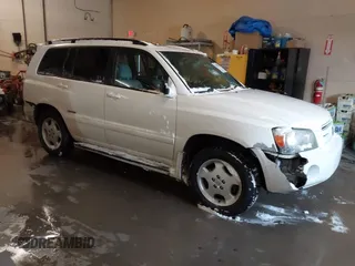 2007 Toyota Highlander w/3rd Row z VIN JTEDP21A570128417, wystawiony jako IAAI lot #41578091 z przebiegiem 196 596 mil mil oraz . Historia ofert i sprzedaży dostępna na DreamBid. Obrazek 1.