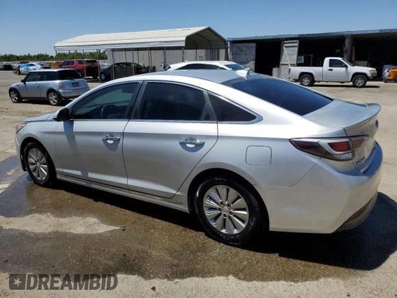 2016 Hyundai Sonata Hybrid SE with VIN KMHE24L11GA008782, listed as a Copart auction lot 61579313 with 159,171 mi miles. Bid and sale history available at carsss.com. Image 2.