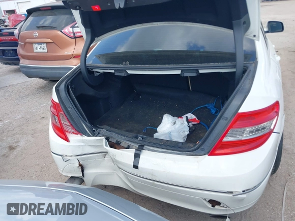 2008 Mercedes-Benz C 300 Sport with VIN WDDGF81X18F146185, listed as a IAAI auction lot 42385773 with 163,013 mi miles and . Bid and sale history available at DreamBid. Image 16.