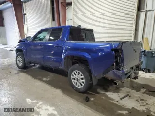 2024 Toyota Tacoma 4WD SR5 with VIN 3TMLB5JNXRM009104, listed as a Copart auction lot 89362195 with 7,724 mi miles and Salvage Title. Bid and sale history available at carsss.com. Image 2.