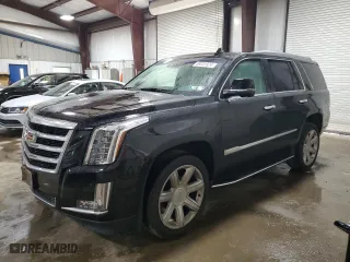 2019 Cadillac Escalade Luxury with VIN 1GYS4BKJ2KR380675, listed as a Copart auction lot 69031524 with 43,384 mi miles and Salvage Title. Bid and sale history available at carsss.com. Image 1.