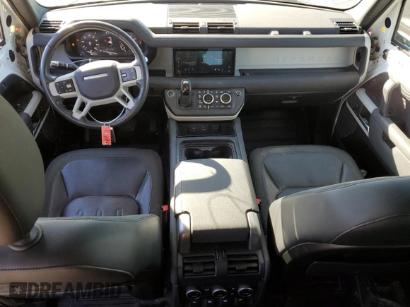 2020 Land Rover Defender SE z VIN SALEPEEU1L2017840, wystawiony jako Copart lot #79827314 z przebiegiem 63 973 mil mil oraz Czysty tytuł • Clean title. Historia ofert i sprzedaży dostępna na DreamBid. Obrazek 8.