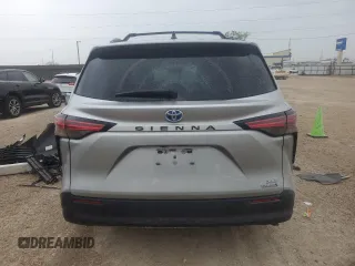 2021 Toyota Sienna XLE with VIN 5TDYRKEC5MS072144, listed as a Copart auction lot 51574645 with 41,137 mi miles and Salvage Title. Bid and sale history available at DreamBid. Image 6.