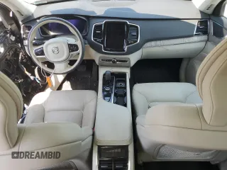 2023 Volvo XC90 Plus Bright Theme z VIN YV4H60CN5P1941258, wystawiony jako Copart lot #65315794 z przebiegiem Nie podano mil oraz Szkoda całkowita • Salvage title. Historia ofert i sprzedaży dostępna na DreamBid. Obrazek 8.