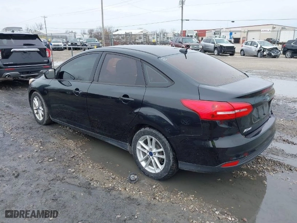 2015 Ford Focus SE with VIN 1FADP3FE2FL261161, listed as a IAAI auction lot 41965026 with 1 mi miles. Bid and sale history available at carsss.com. Image 3.