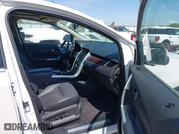 2012 Ford Edge Limited with VIN 2FMDK3KC7CBA60392, listed as a IAAI auction lot 41909765 with 97,331 mi miles. Bid and sale history available at carsss.com. Image 5.