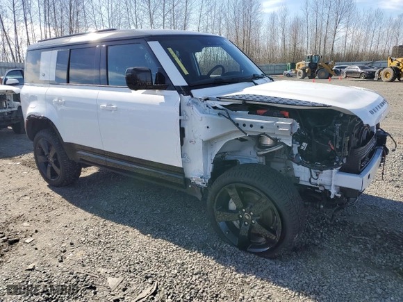 2024 Land Rover Defender X-Dynamic SE with VIN SALE2EEU7R2304560, listed as a Copart auction lot 47062695 with 5,495 mi miles and Salvage Title. Bid and sale history available at carsss.com. Image 4.