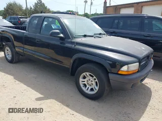2003 Dodge Dakota z VIN 1D7HL12X73S381323, wystawiony jako IAAI lot #42161329 z przebiegiem 219 083 mil mil oraz . Historia ofert i sprzedaży dostępna na DreamBid. Obrazek 1.