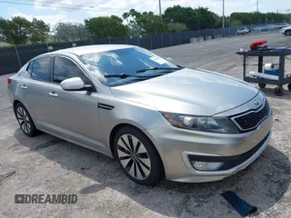 2012 Kia Optima SX with VIN 5XXGR4A67CG066935, listed as a IAAI auction lot 41989589 with 80,420 mi miles and . Bid and sale history available at carsss.com. Image 1.