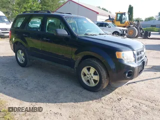 2012 Ford Escape XLS с VIN 1FMCU0C77CKC73676, выставлен на аукционе IAAI как лот 42505293 с пробегом 144 495 миль миль и . История ставок и продаж доступна на DreamBid. Изображение 1.