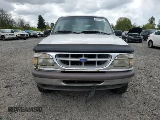 1997 Ford Explorer XLT z VIN 1FMDU35P9VZC22385, wystawiony jako Copart lot #53988855 z przebiegiem 225 597 mil mil oraz Szkoda całkowita • Salvage title. Historia ofert i sprzedaży dostępna na DreamBid. Obrazek 5.