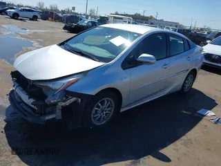 2018 Toyota Prius Two with VIN JTDKARFU6J3554096, listed as a IAAI auction lot 41856090 with 129,873 mi miles. Bid and sale history available at carsss.com. Image 18.