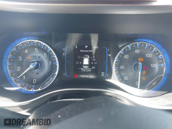 2020 Chrysler Pacifica Touring with VIN 2C4RC1FG5LR104163, listed as a IAAI auction lot 42018070 with 188,386 mi miles and . Bid and sale history available at DreamBid. Image 7.