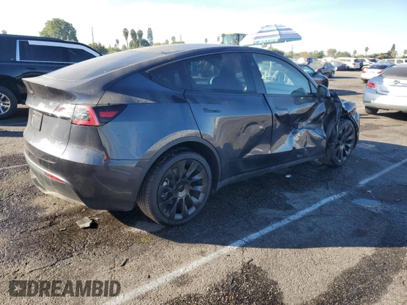 2024 Tesla Model Y Long Range с VIN 7SAYGDEE3RA236473, выставлен на аукционе Copart как лот 77409334 с пробегом 5 822 миль миль и Списание • Salvage title. История ставок и продаж доступна на DreamBid. Изображение 3.