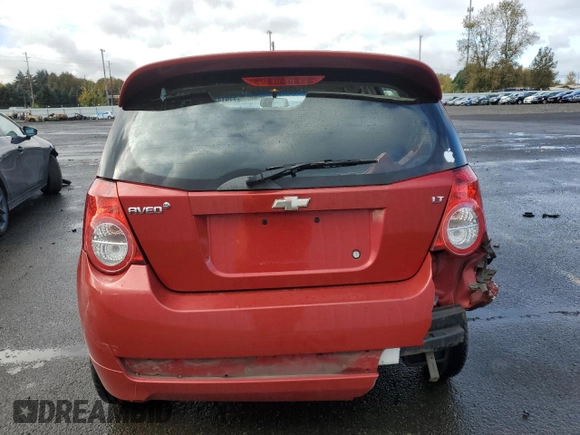 2009 Chevrolet Aveo 2LT z VIN KL1TG66E29B330570, wystawiony jako Copart lot #77913364 z przebiegiem 134 939 mil mil oraz Szkoda całkowita • Salvage title. Historia ofert i sprzedaży dostępna na DreamBid. Obrazek 6.